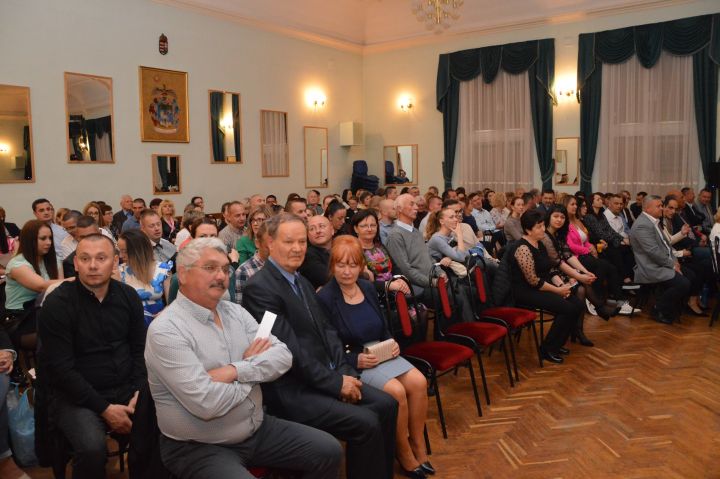 A padon - apa születik