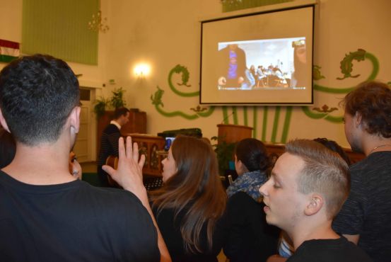 Kárpát-medencei Ifjúsági Imaéjjel