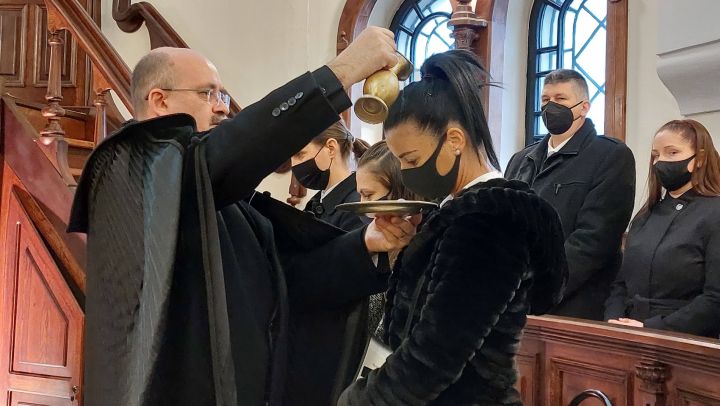 Felnőttek keresztelése és konfirmációja