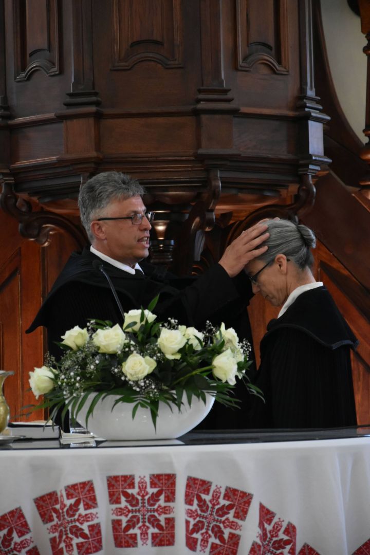 Lelkészbeiktatás, presbiteri fogadalomtétel Lelkészbeiktatás, presbiteri fogadalomtétel