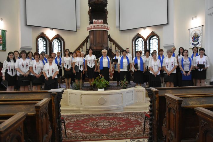 Énekkarunk 10 éves újraalakulását ünnepeltük