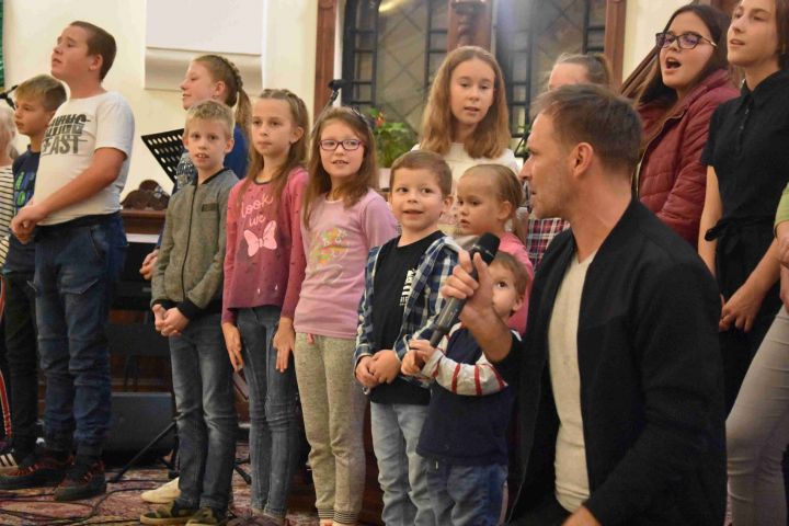 Mike Sámuel és Pintér Béla Nyíregyházán