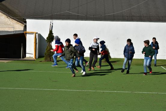 Húsvéti előkészítő hittanosoknak Húsvéti előkészítő hittanosoknak