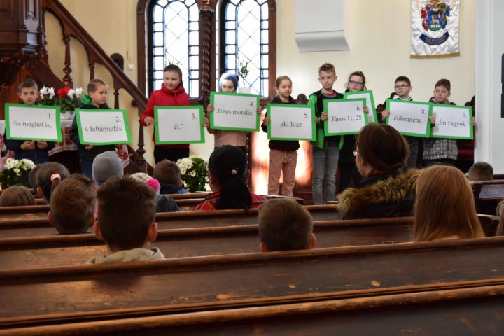 Húsvéti előkészítő hittanosoknak