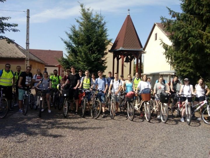 Biciklitúra - Tokajig tekertek a fiatajaink