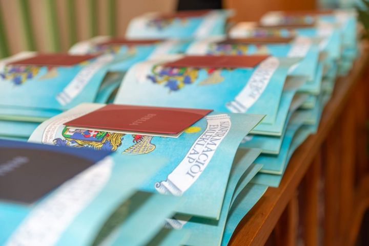 Elkezdődik a konfirmációs kikérdezés