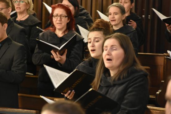 Nagypénteki passiós istentisztelet Nagypénteki passiós istentisztelet