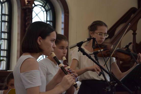 Ifjúsági istentisztelet Ifjúsági istentisztelet