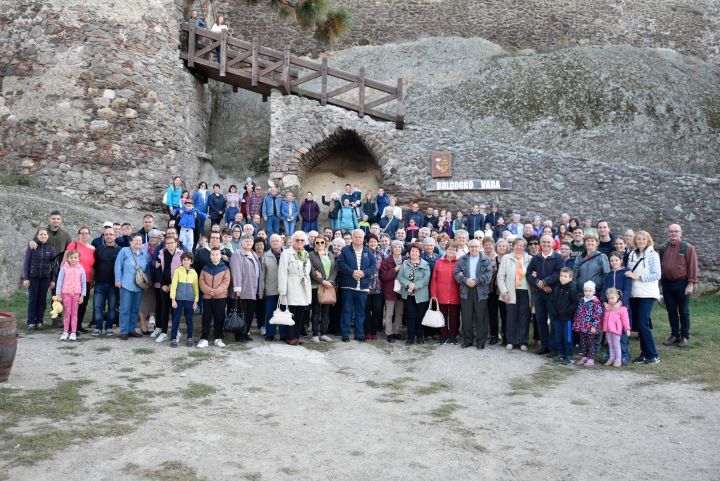 Gyülekezeti kirándulás a Károli Biblia hazájában