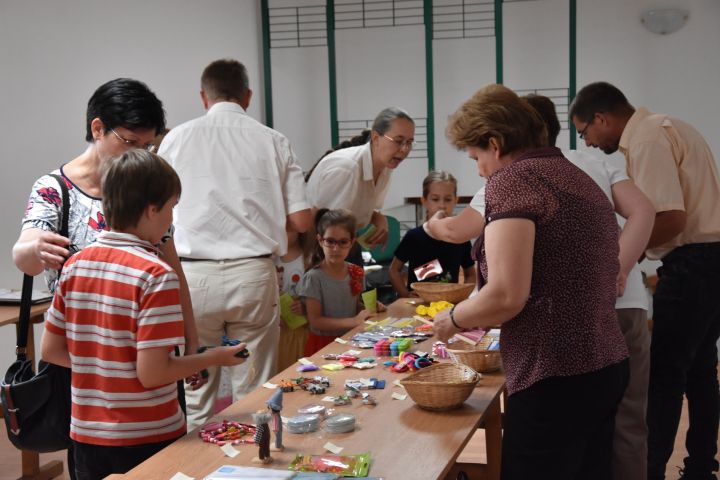 Gyülekezeti „bazár”