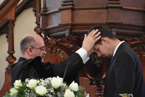 Felnőttek keresztelése és konfirmációja