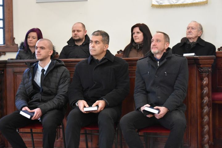 Felnőttek konfirmációja Felnőttek konfirmációja